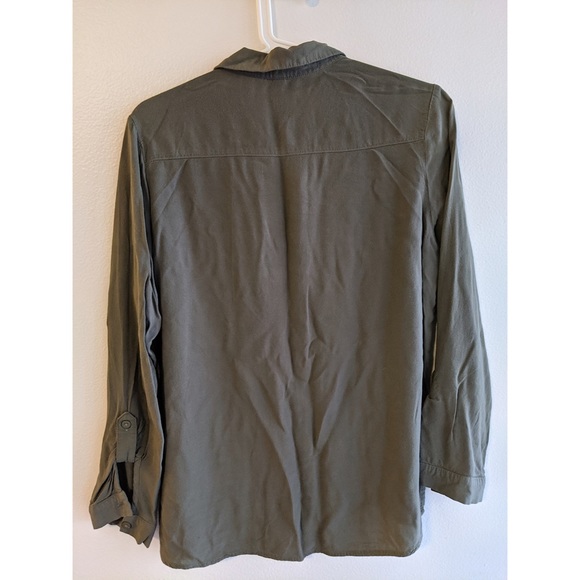 H&M green shirts - Picture 2 of 3